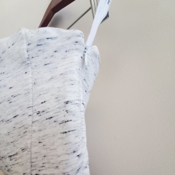 Aritzia Wilfred Harmonie Pleated Strapless Structured Mini Dress Size 6 - Picture 8 of 12